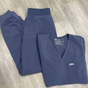 FIGS SCRUB SET - SMALL -